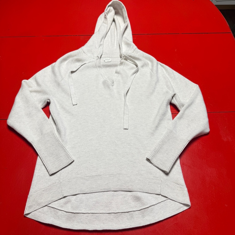 ASPEN HOODED SWEATER LIGHT GRAY